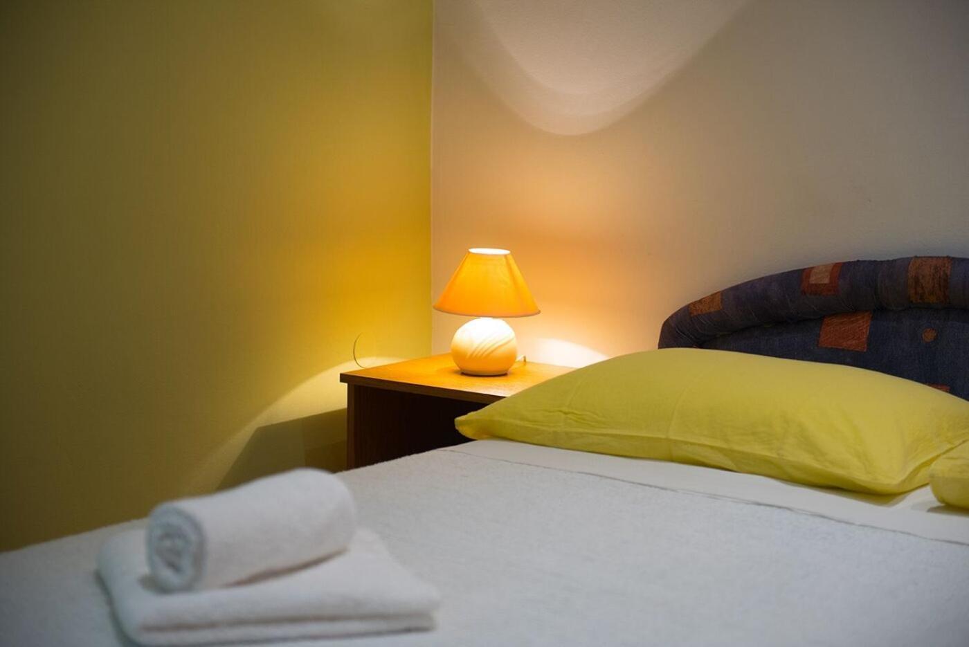 פודסטראנה Apartments And Rooms Robi מראה חיצוני תמונה